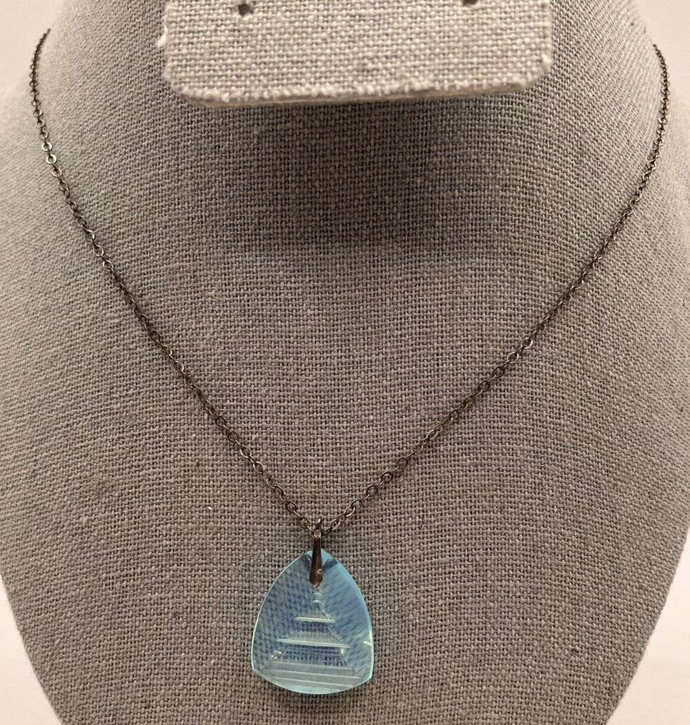 VTG REVERSE CARVED OPAL BLUE LIULI GLASS PAGODA PENDANT STERLING SILVER NECKLACE